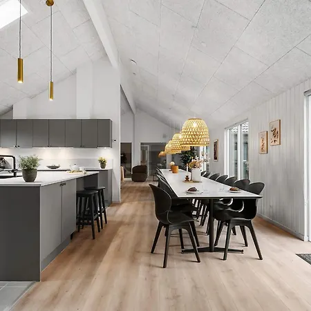 5 Star In Idestrup * Bøtø By